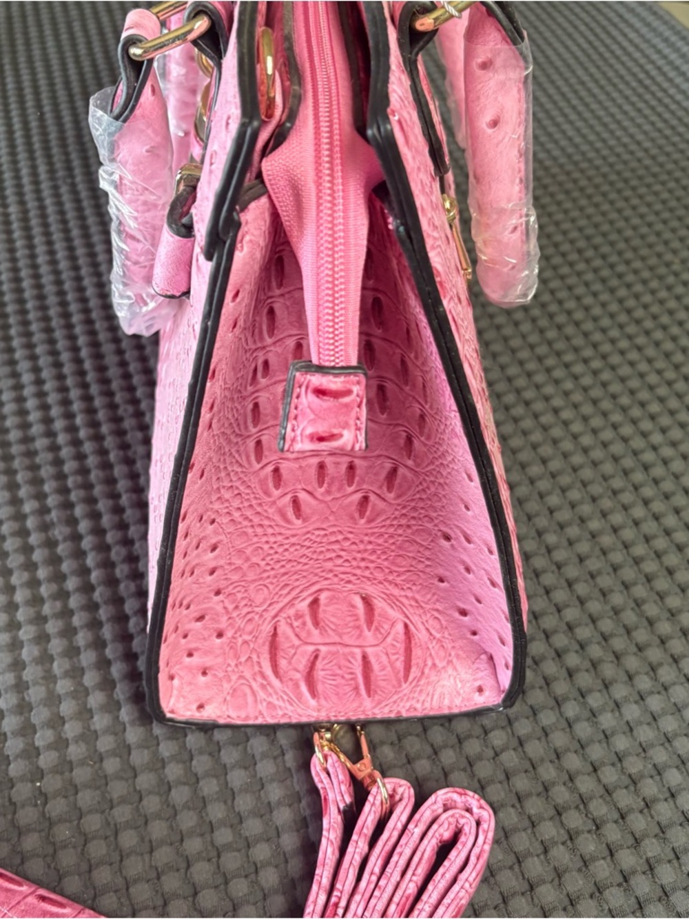 Dasein Pink Faux Ostrich Style Hand Bag, Purse, Crossbody, Satchel, Roomy - Picture 4 of 14